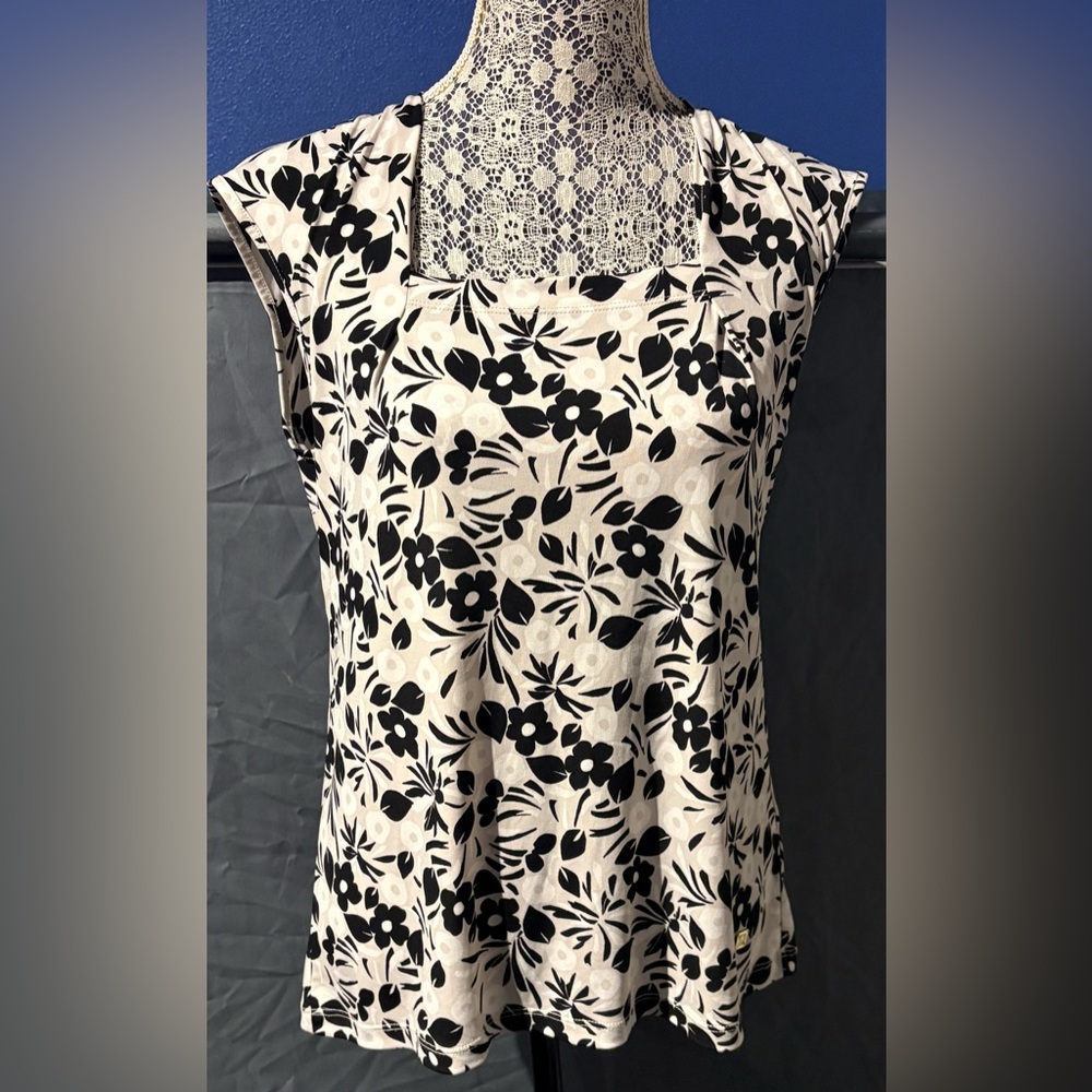 Anne Klein Black and White Floral Top